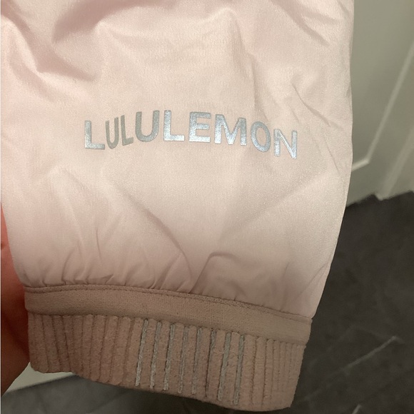 Lululemon Down a for it All Jacket pink 8 - Picture 4 of 4